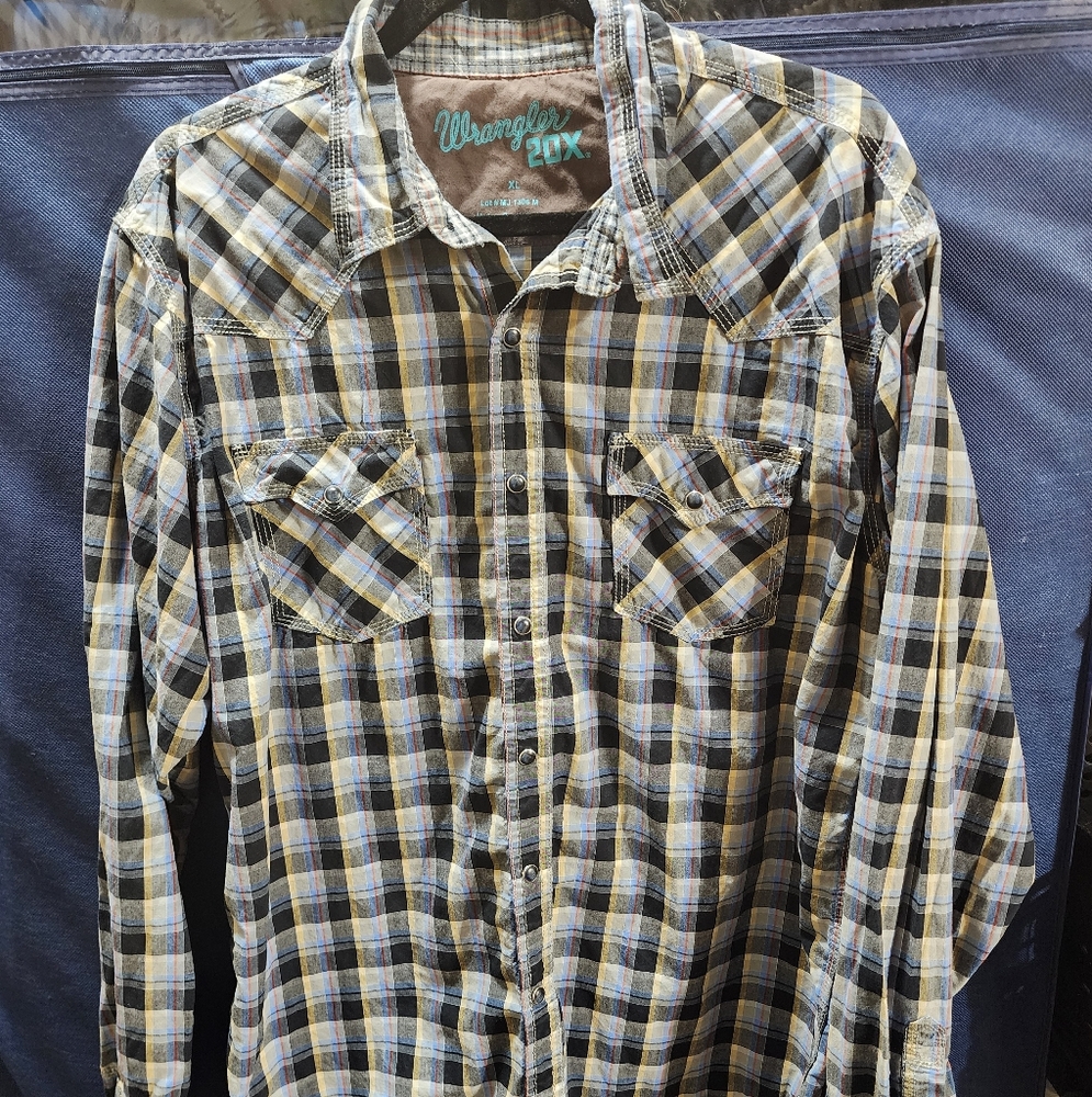 Wrangler 20X Pearl Snap Long Sleeve Shirt
